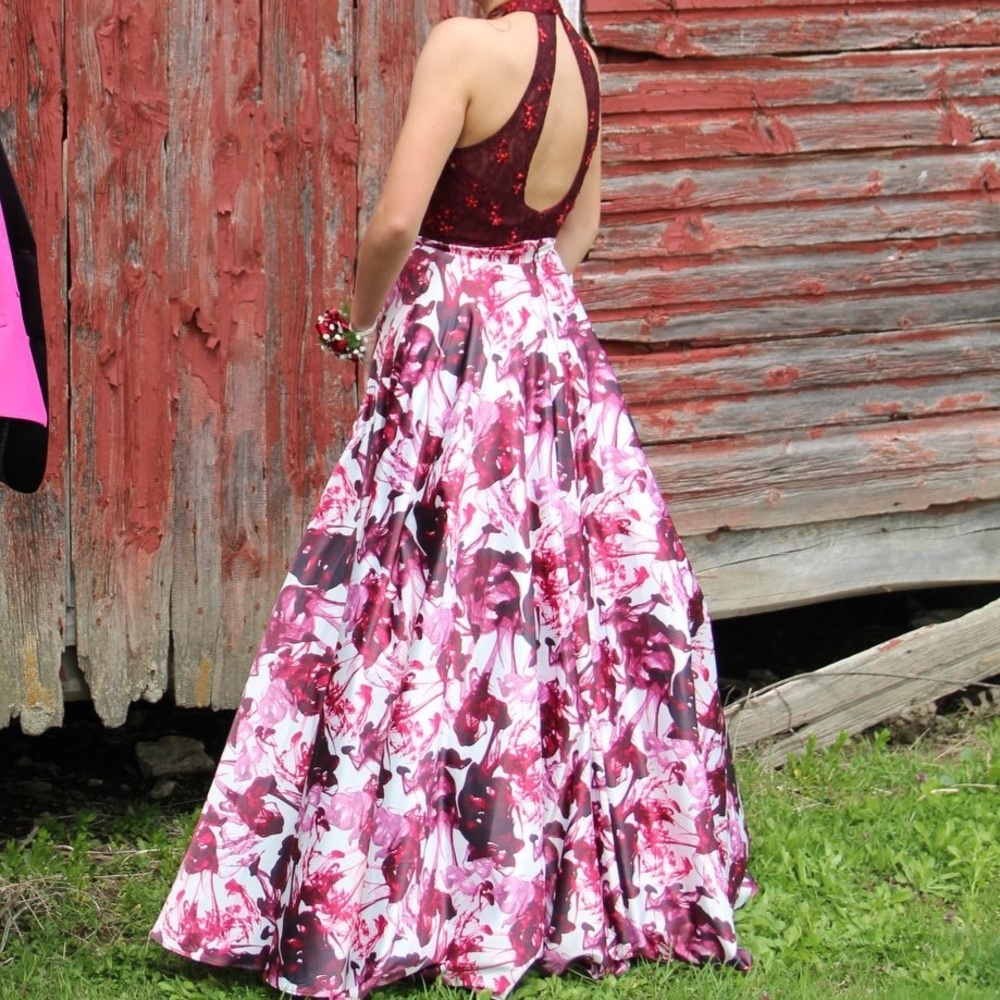 SHERRI HILL PROM DRESS